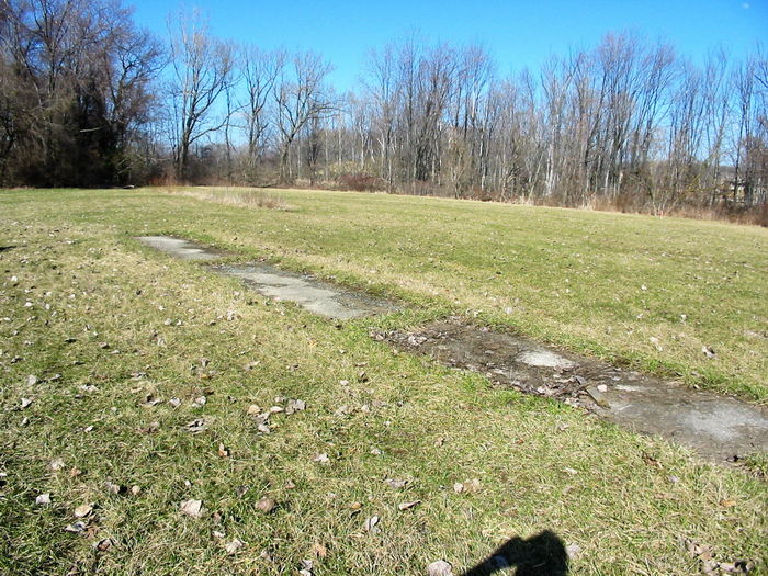 Walled Lake Drive-In Theatre - April 2003 Photo Of Lot